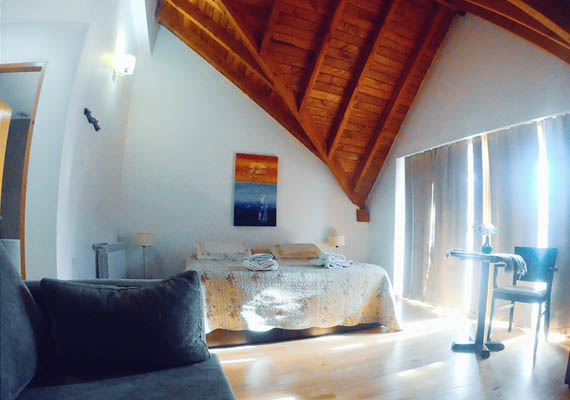 Lorem ipsum dolor sit amet, consectetur adipiscing elit. Phasellus quis elementum odio. Curabitur pellentesque, dolor vel pharetra mollis.